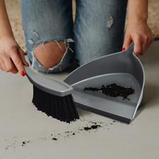 HEAVY DUTY DUSTPAN AND BRUSH